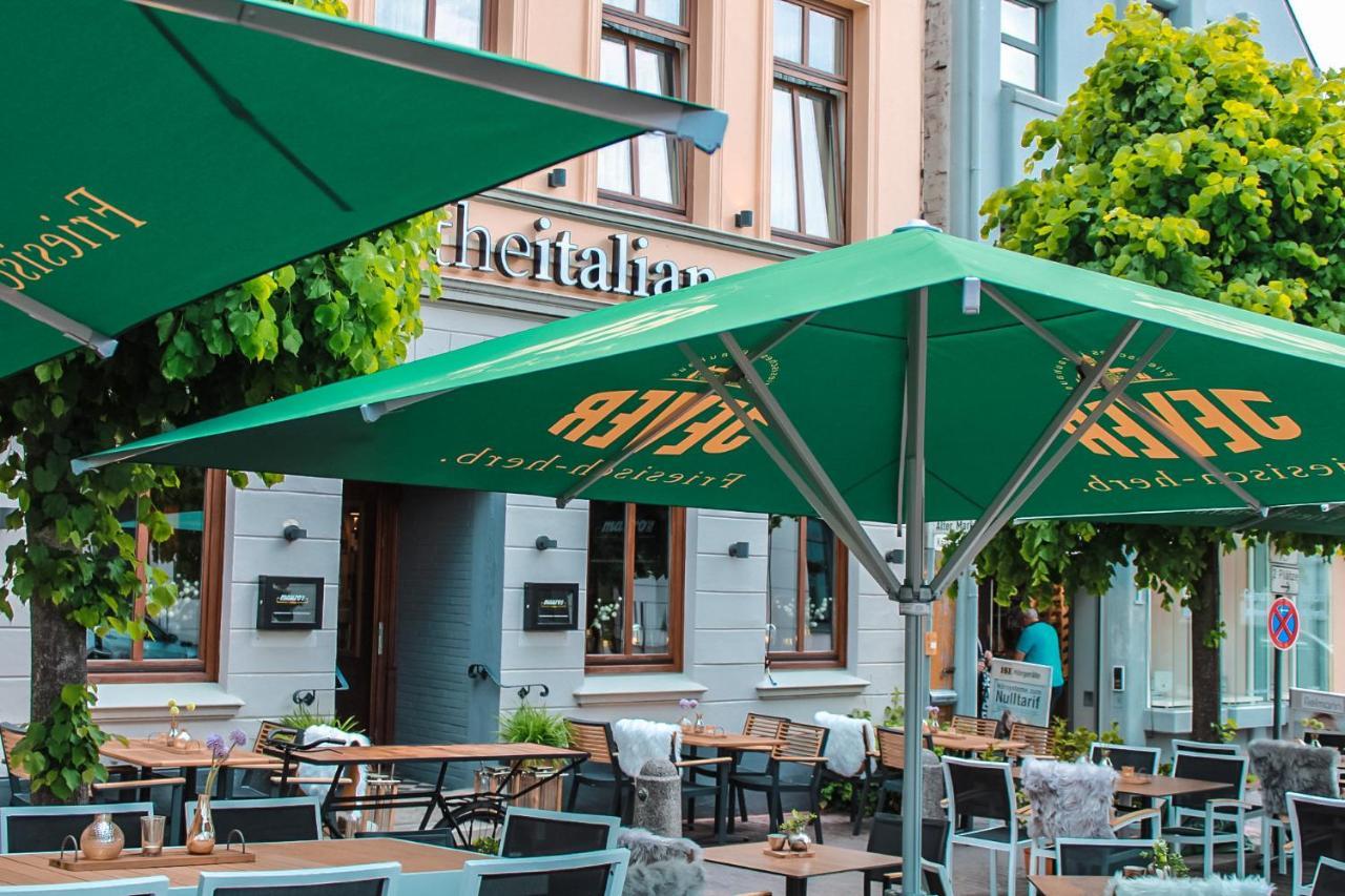 Hotel Schwarzer Adler Jever Exterior foto
