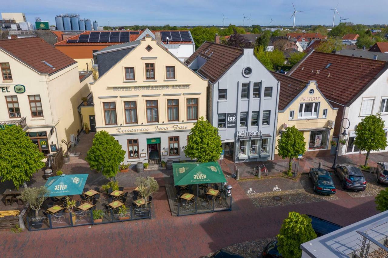 Hotel Schwarzer Adler Jever Exterior foto